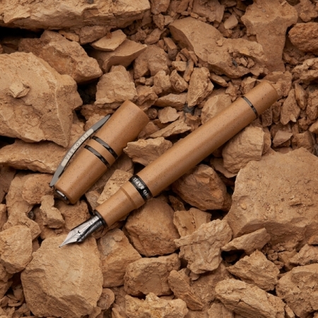 stilograf visconti_0001s_0011_VISCONTI AGOSTO14293 1 (1080-1920)