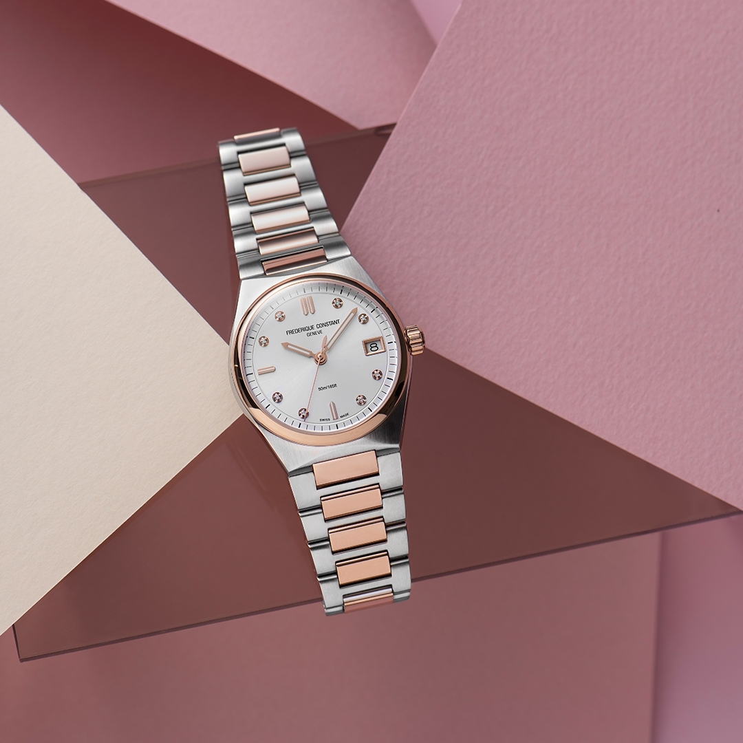 FC-240VD2NH2B_0002_Frederique_Constant_FC-240VD2NH2B_Photo(c)Eric_Rossier_HD