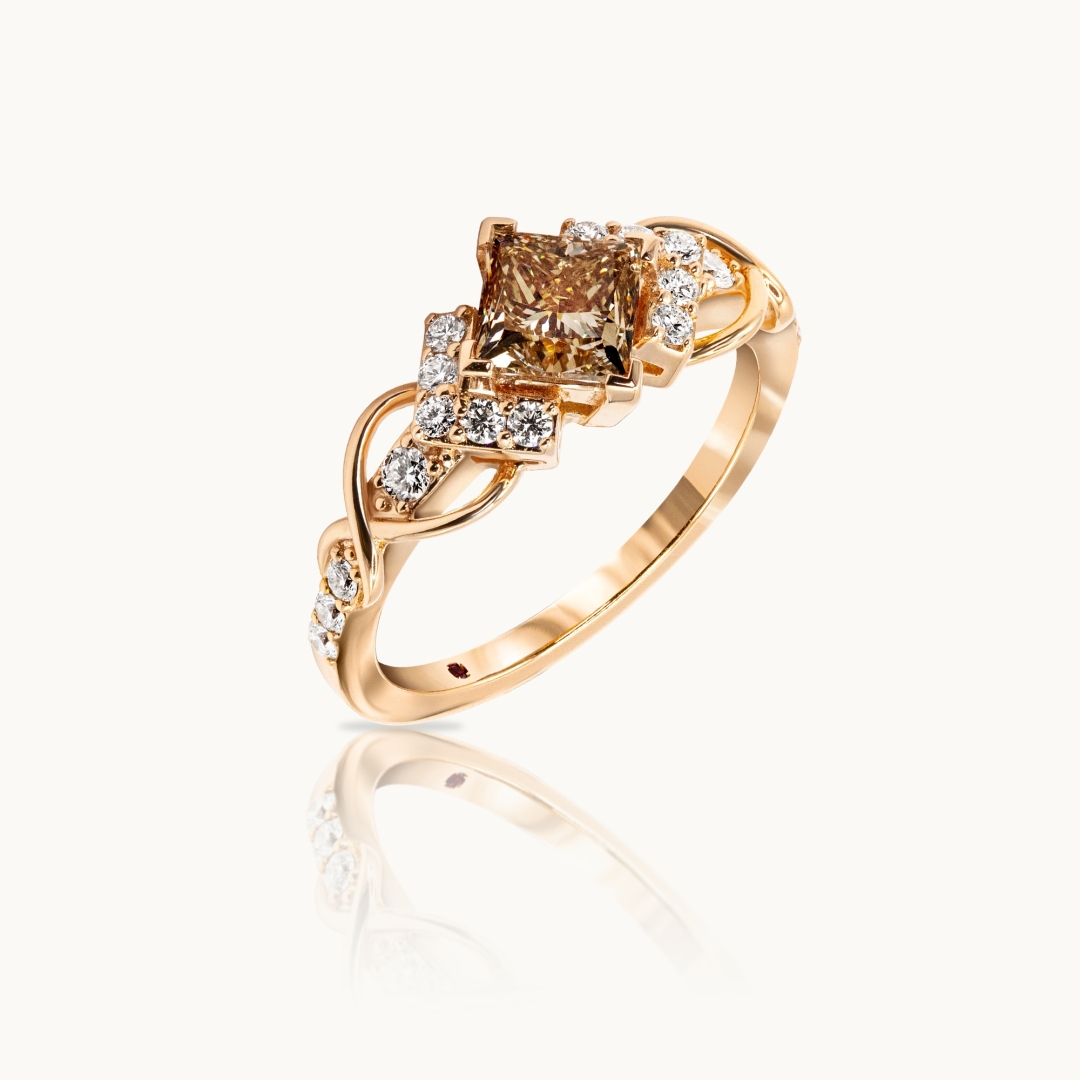 Unazë Fejese me Diamant me Ngjyrë, Prerje Princess
