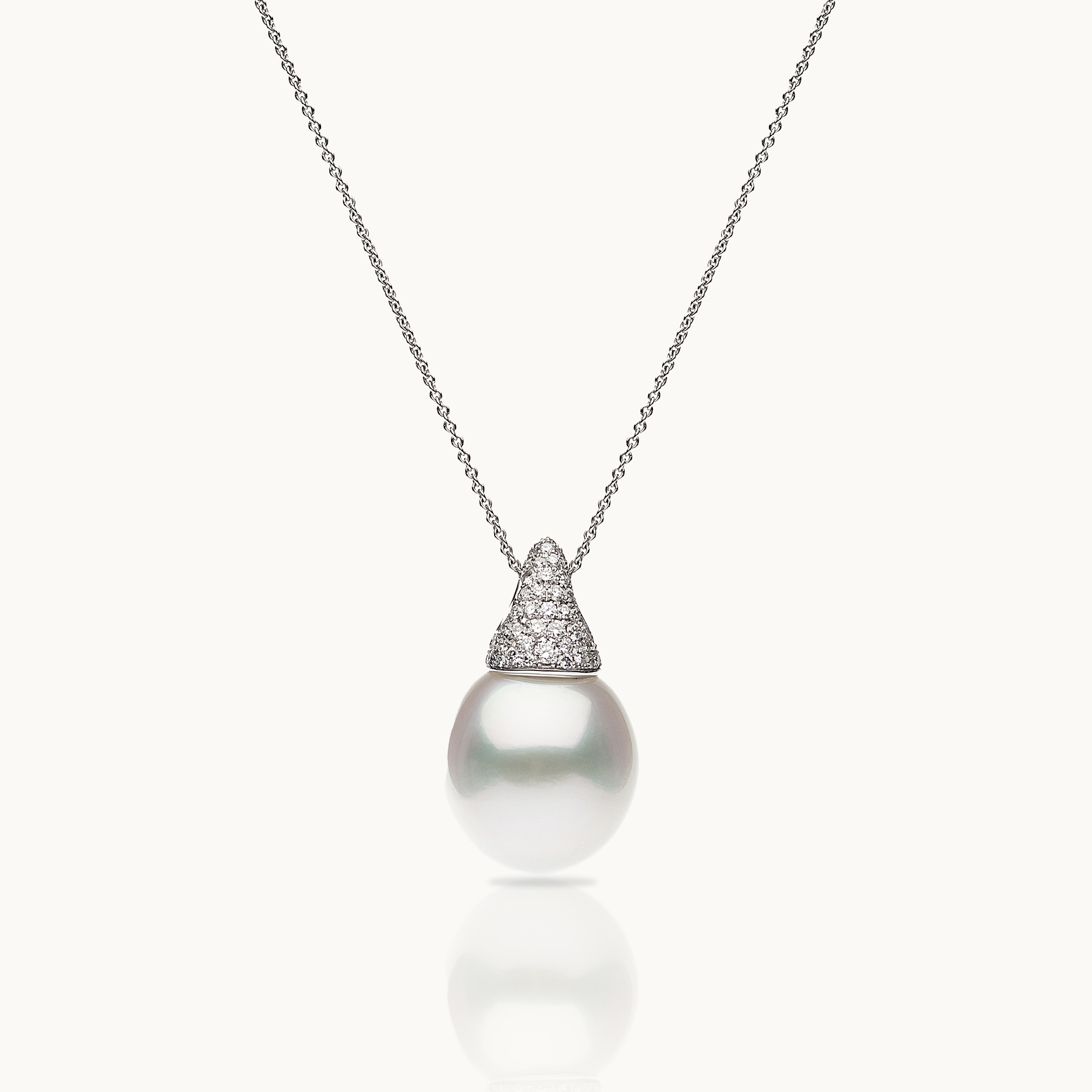 Autore pearl necklace for women